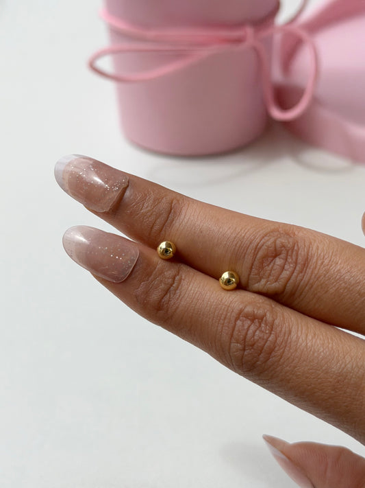 Clover Ball Back Studs