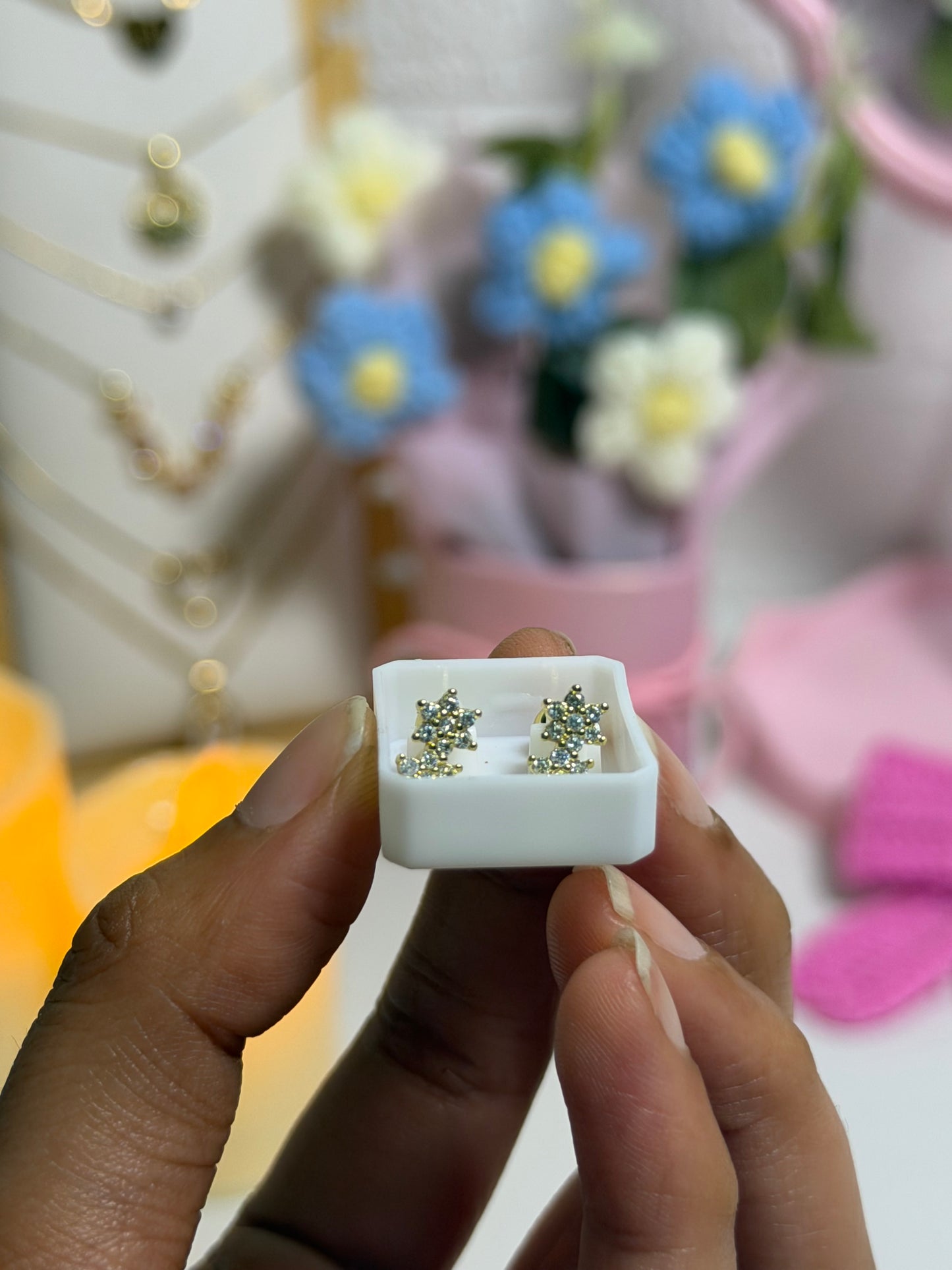 Twin Flower Ball Back Studs