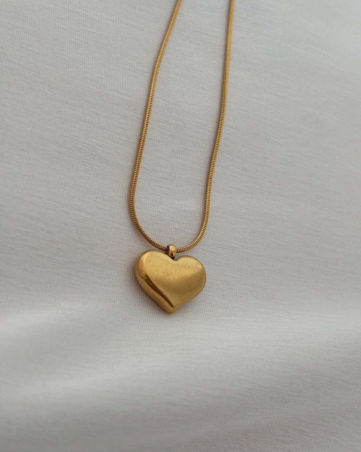 Anti Tarnish Classic Heart - Necklace