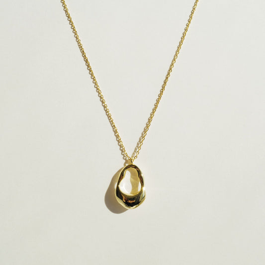 Aurelia Loop Necklace