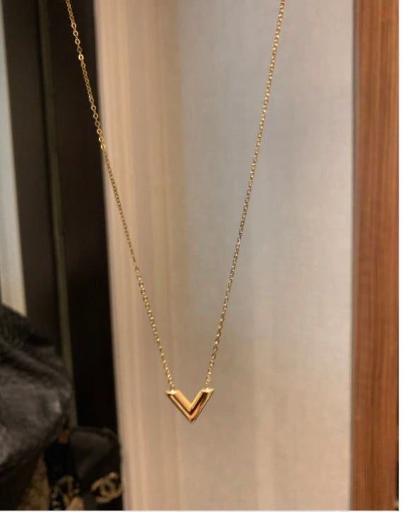 Anti Tarnish V-Shaped - Necklace