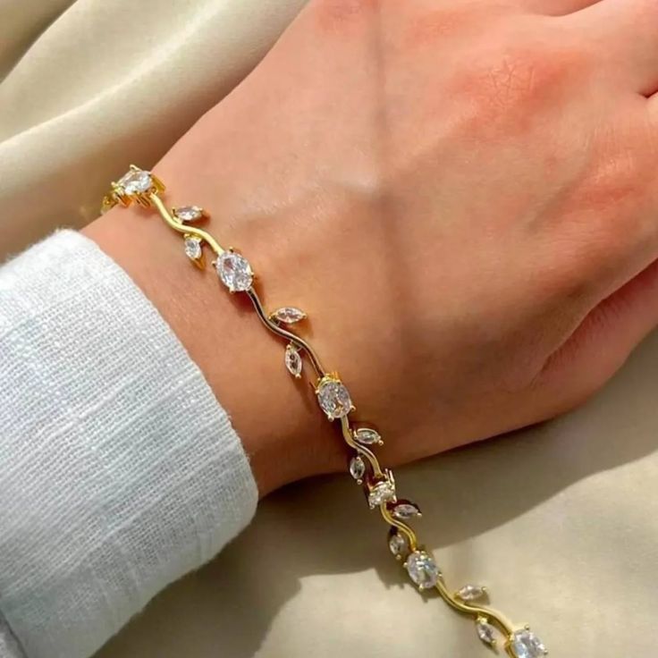 Moonlight Tulip Bracelet