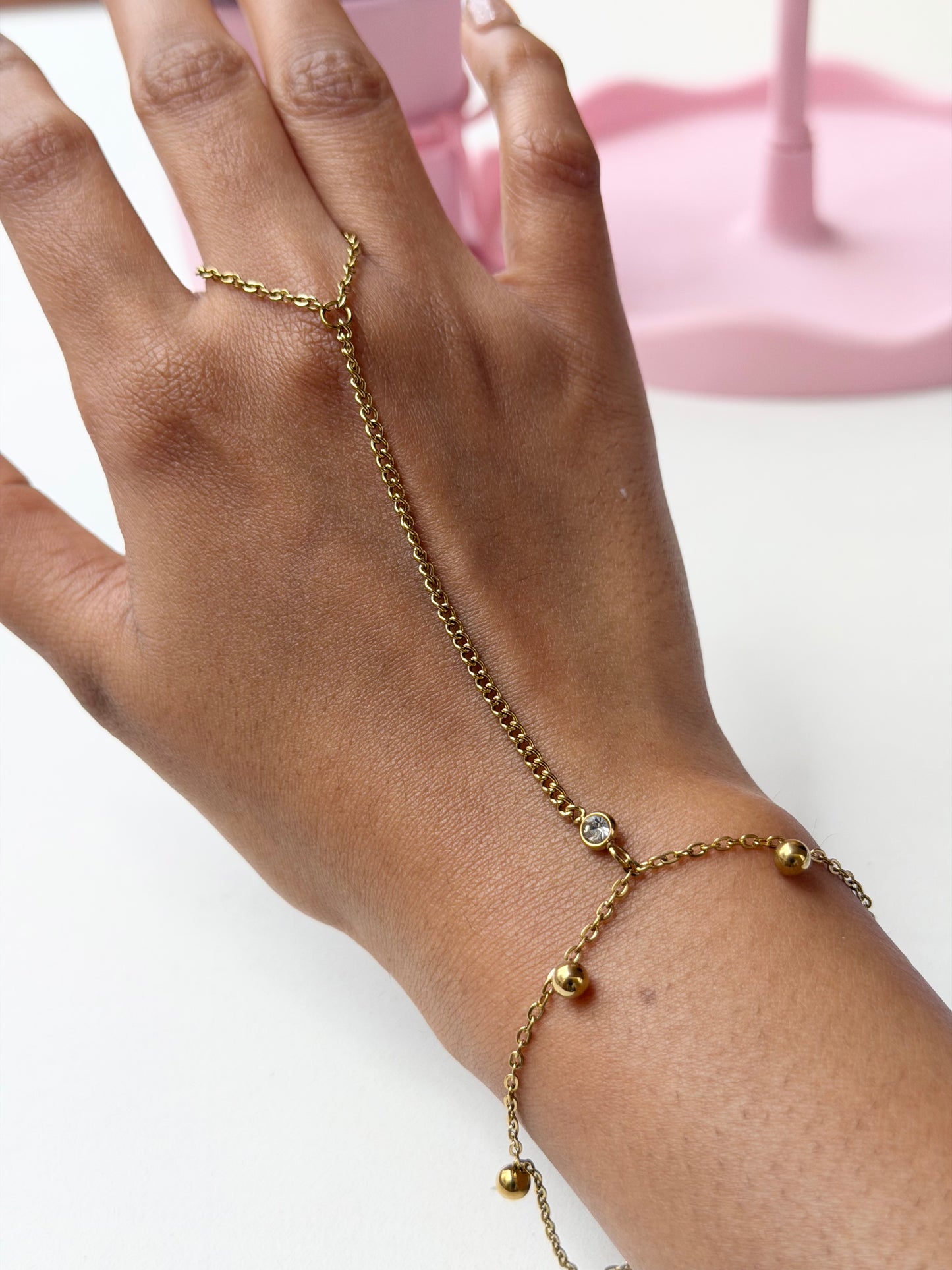 Luna Handchain