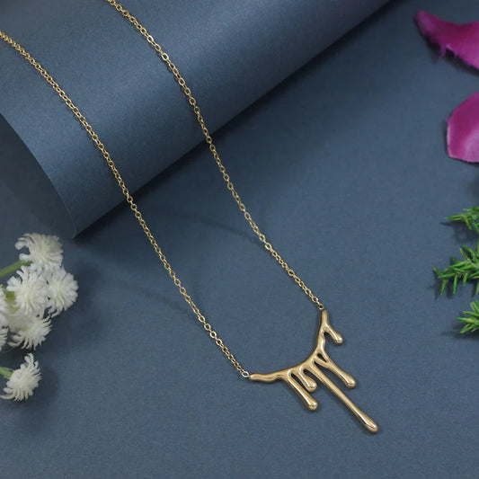 Spill Pendant Necklace