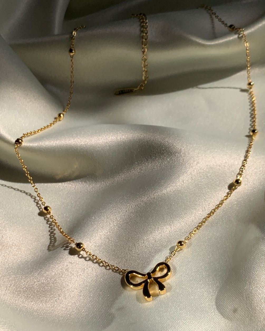 Anti Tarnish Beaded Bow - Necklace