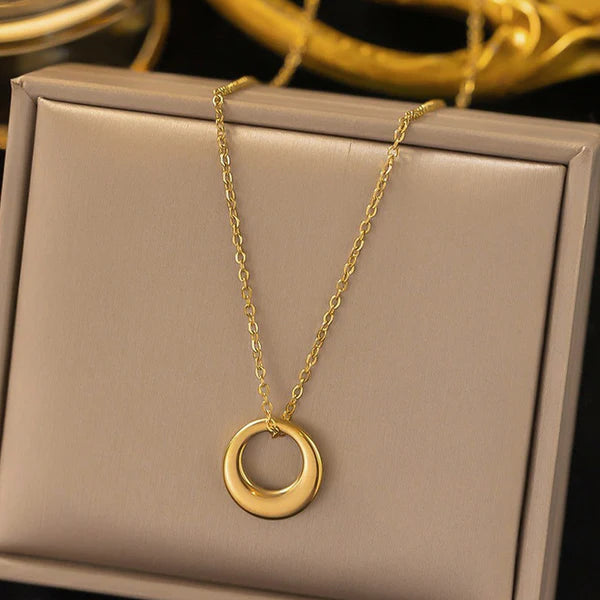 Anti Tarnish Geometric Circle - Necklace