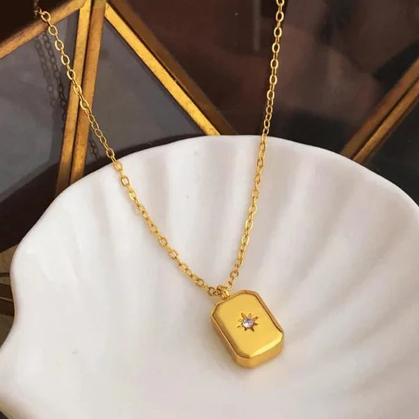 Gold-Toned Star themed Geometric - Necklace