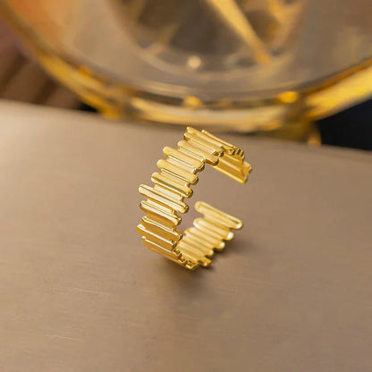 Anti Tarnish Lines - Ring