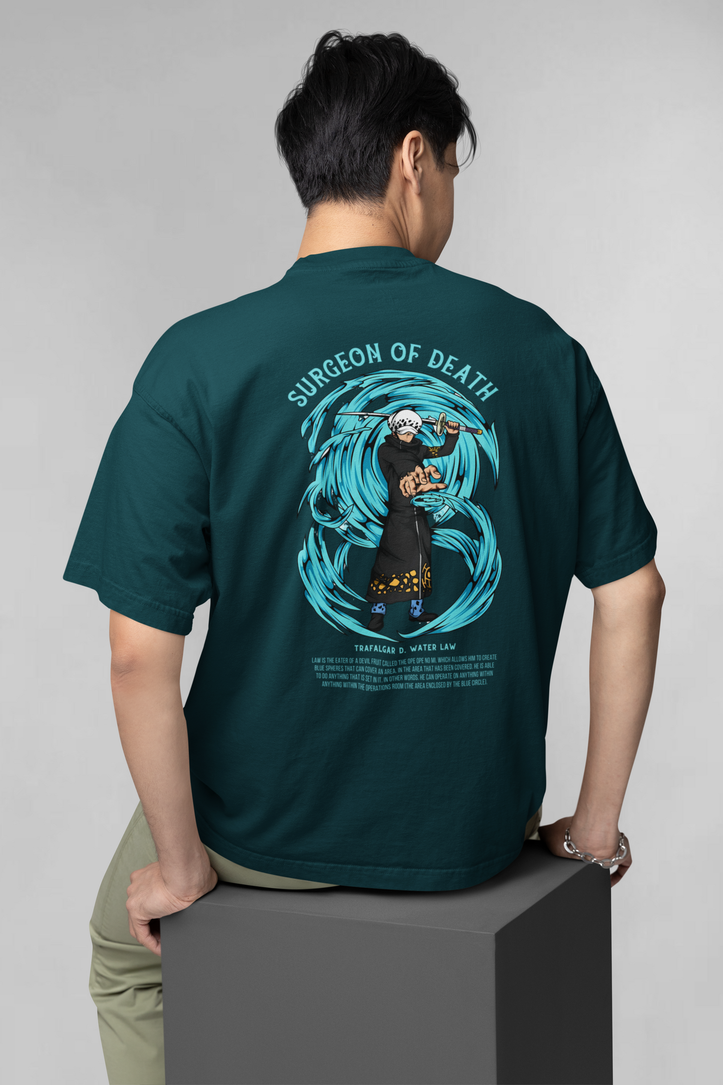 Trafal D. Water law Surgeon of Death (One Piece) Unisex Oversized T-shirt