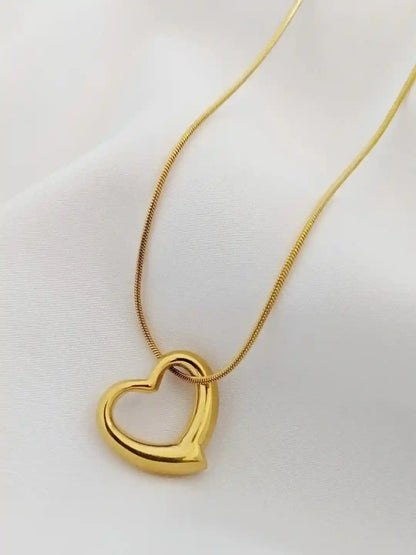 Anti Tarnish Tilted Heart - Necklace