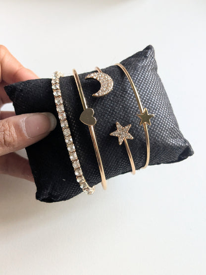 Star & Moon Bracelet (Pack Of 4) - Bracelet
