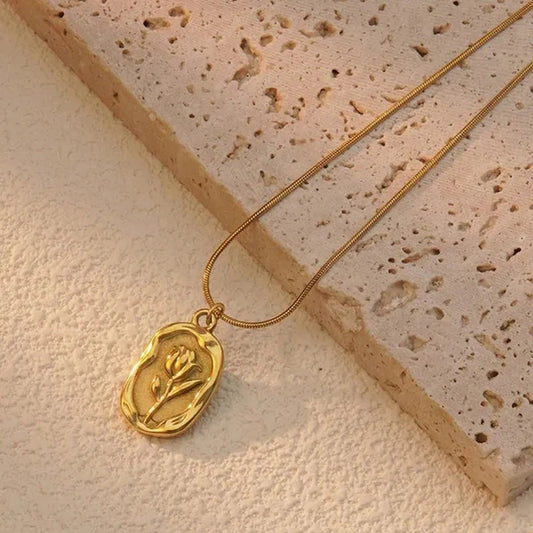 Rose Themed - Necklace