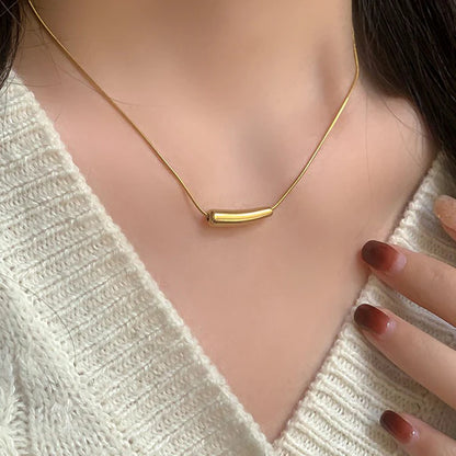 Minimalistic Teardrop - Necklace