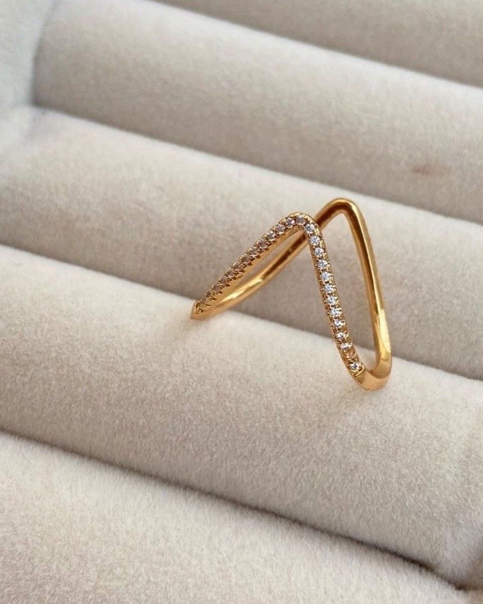 Anti Tarnish V Shaped Finger - Ring